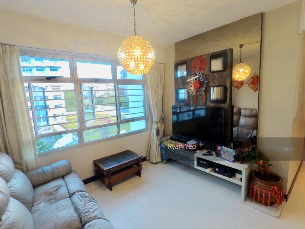 Choa Chu Kang Street 52 thumbnail photo